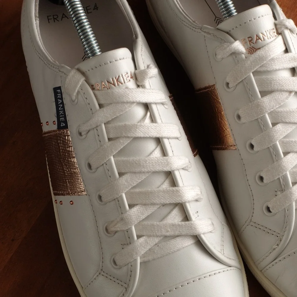 Frankie4 Sneakers Womens SZ 12 White Gold Elena II Leather Classic Casual Shoes
